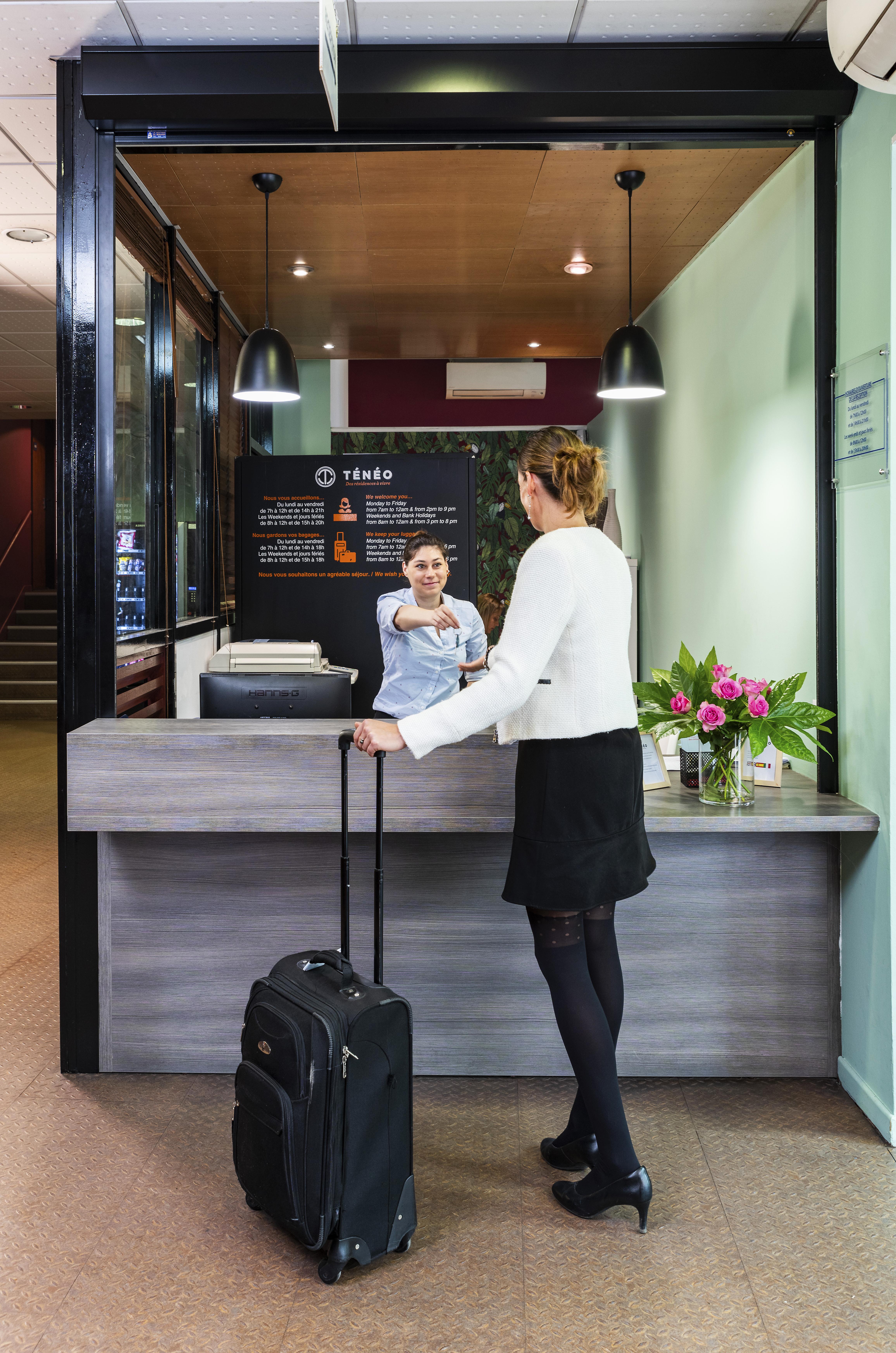Teneo Apparthotel Bordeaux - Gare Saint Jean Eksteriør billede